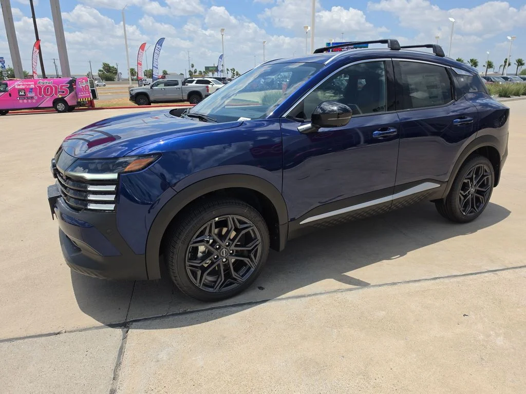 New 2026 Deep Blue Pearl Nissan SR image 2