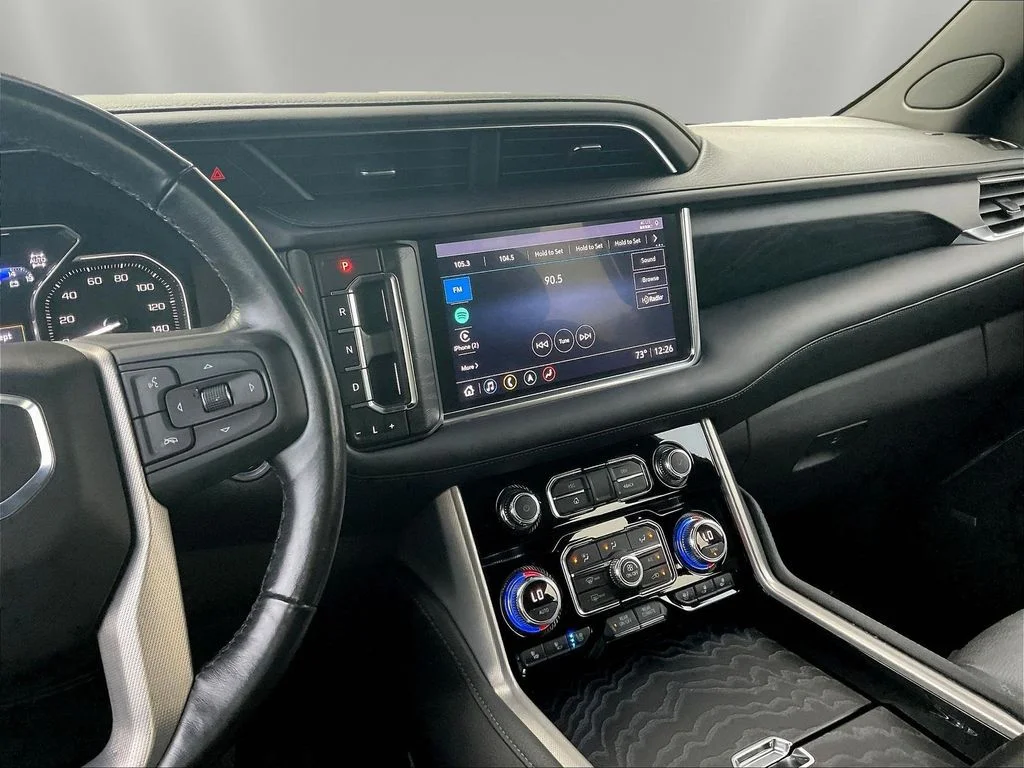 Used 2021 Hunter Green GMC Denali image 9