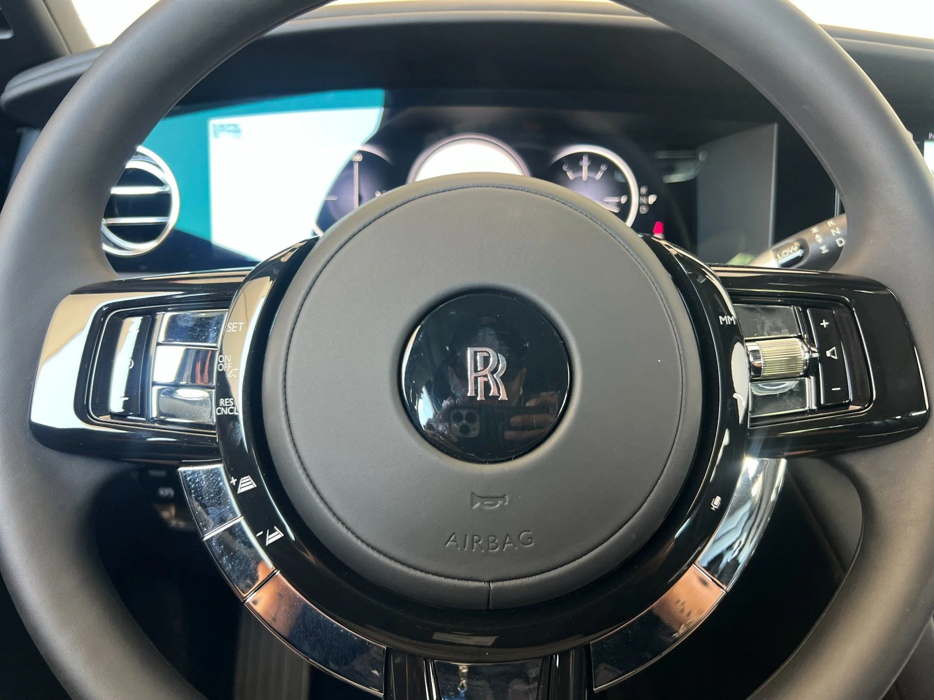 Certified Used 2026 Blue Rolls-Royce  image 25