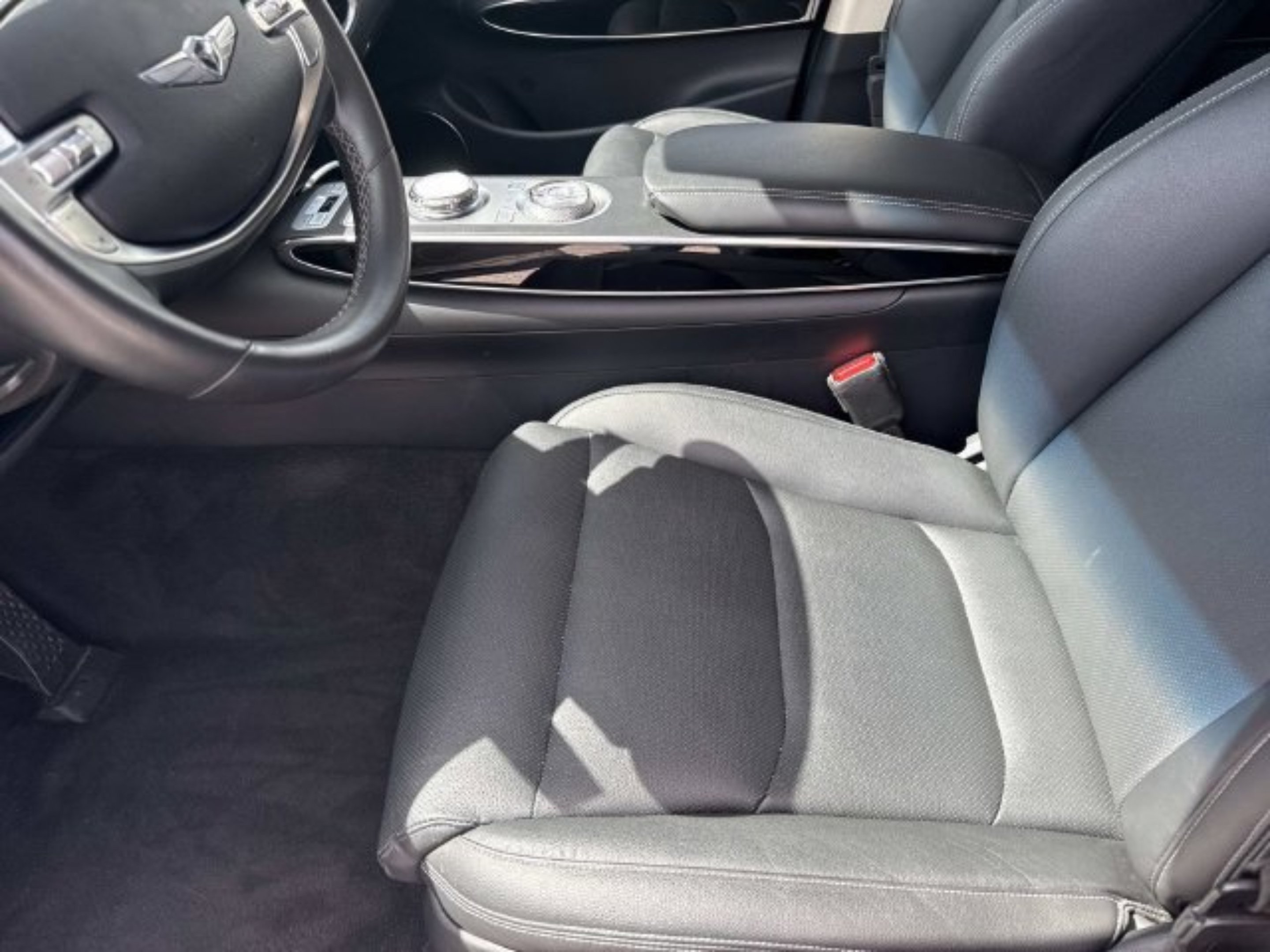 Used 2025 Savile Silver Genesis 2.5T image 17