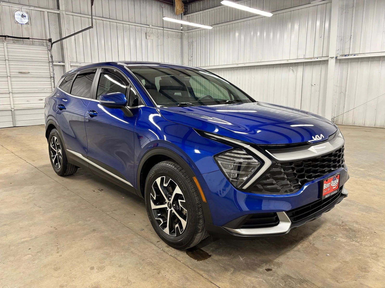 Used 2025 Blue Kia EX image 1