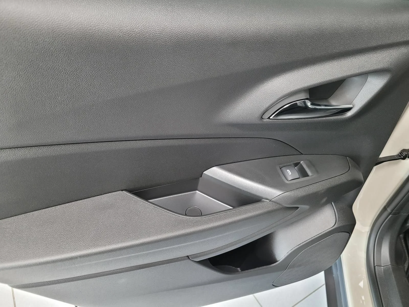 2026 Chevrolet Trax Activ - Photo 8