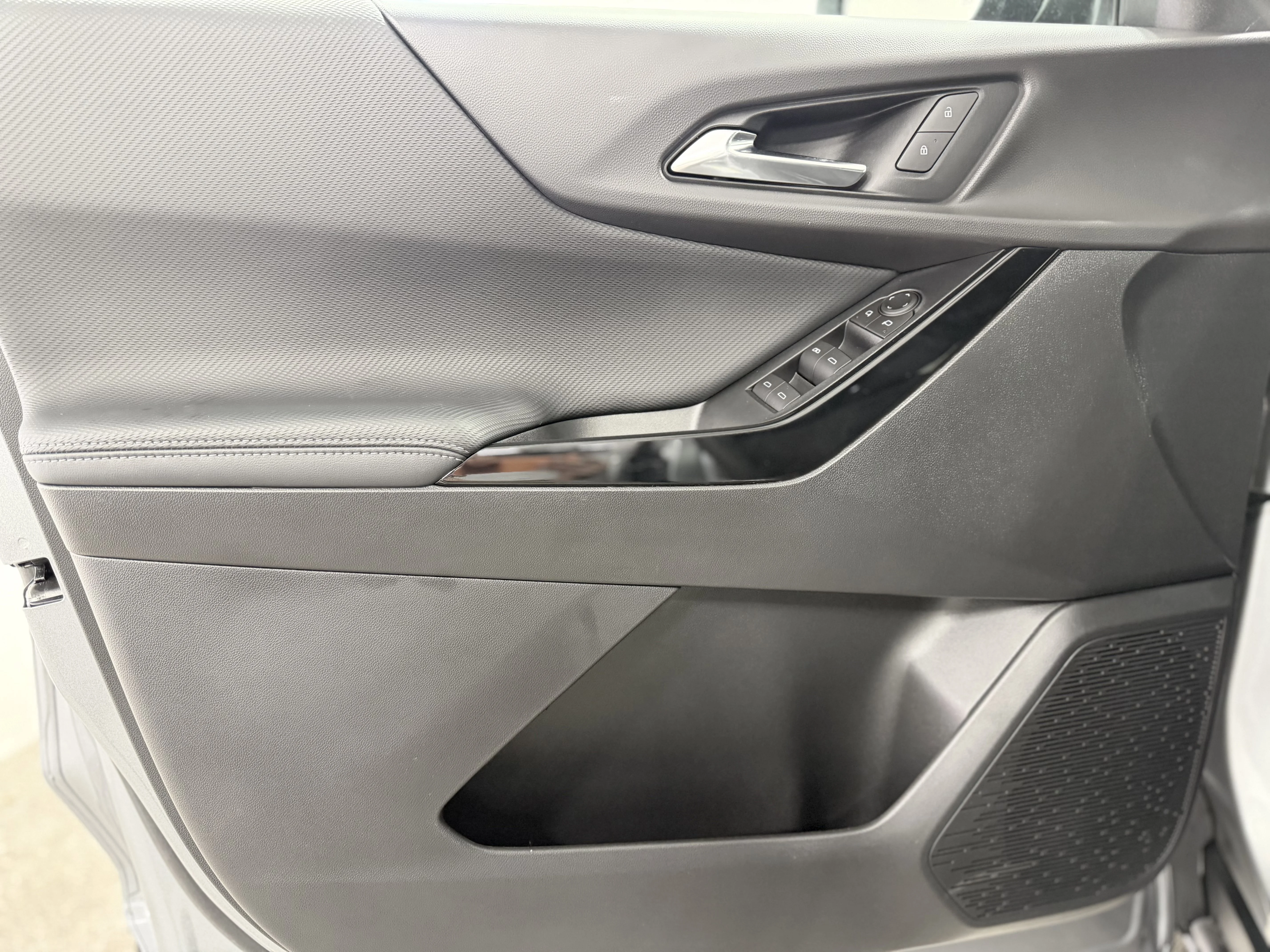 Used 2026 Sterling Gray Metallic Chevrolet AWD LT image 11