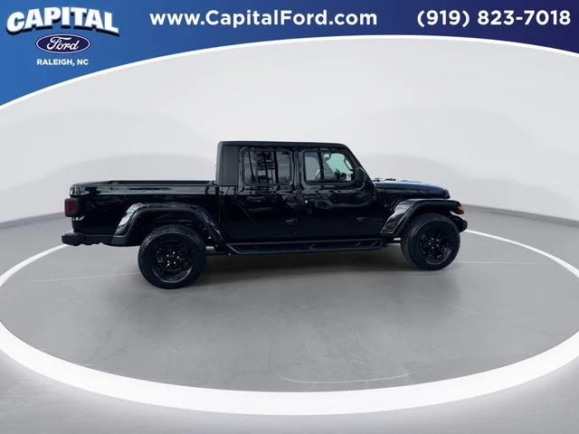 Used 2022 Black Jeep Willys image 9