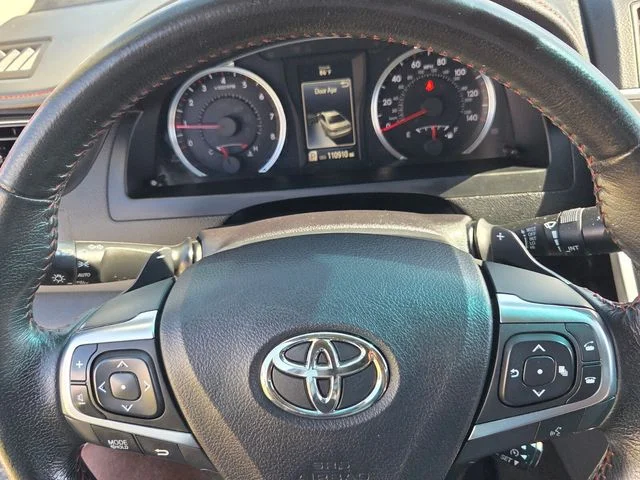 Used 2016 Gray Toyota SE image 21