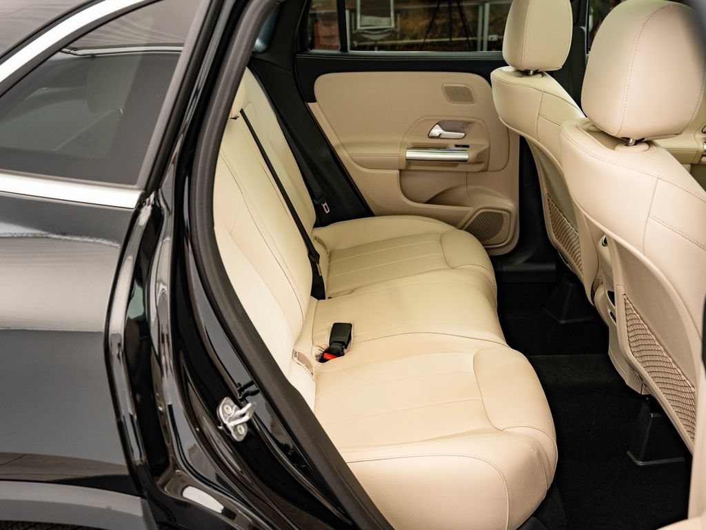 New 2026 Cosmos Black Metallic Mercedes-Benz GLA 250 image 45