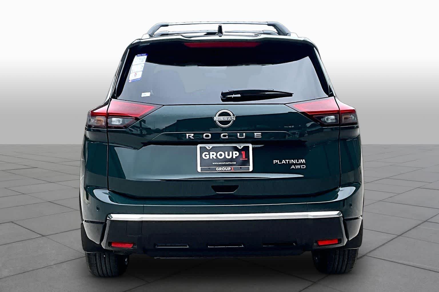 New 2026 Obsidian Green Nissan Platinum image 4
