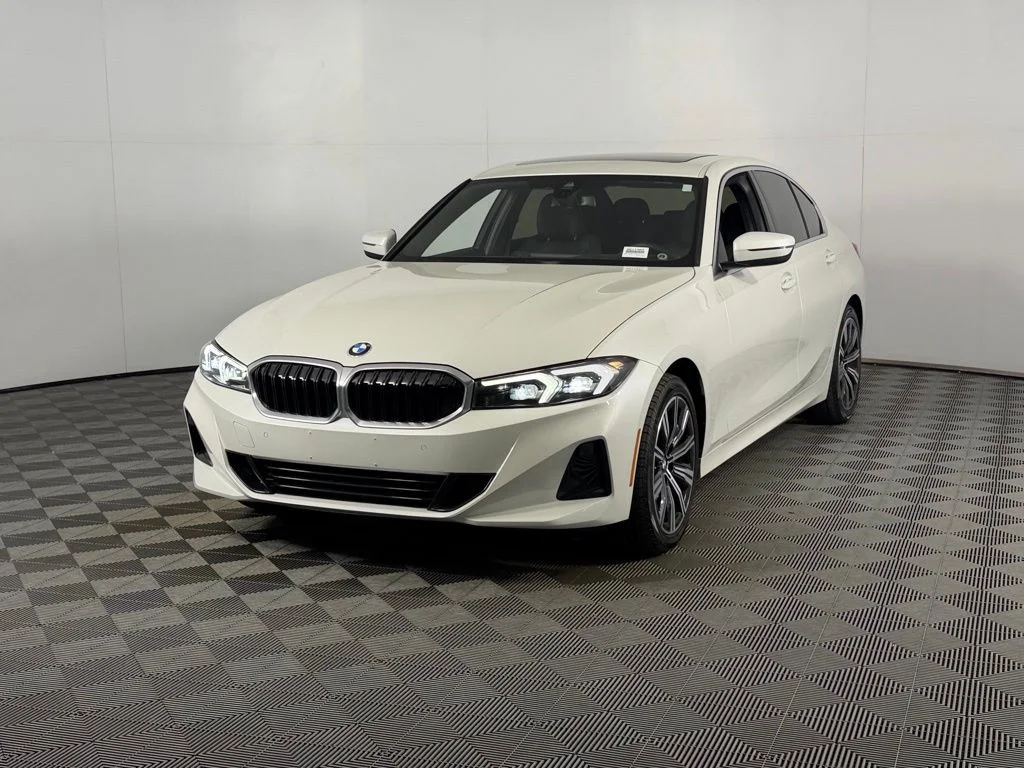Used 2025 White BMW 330i xDrive image 10