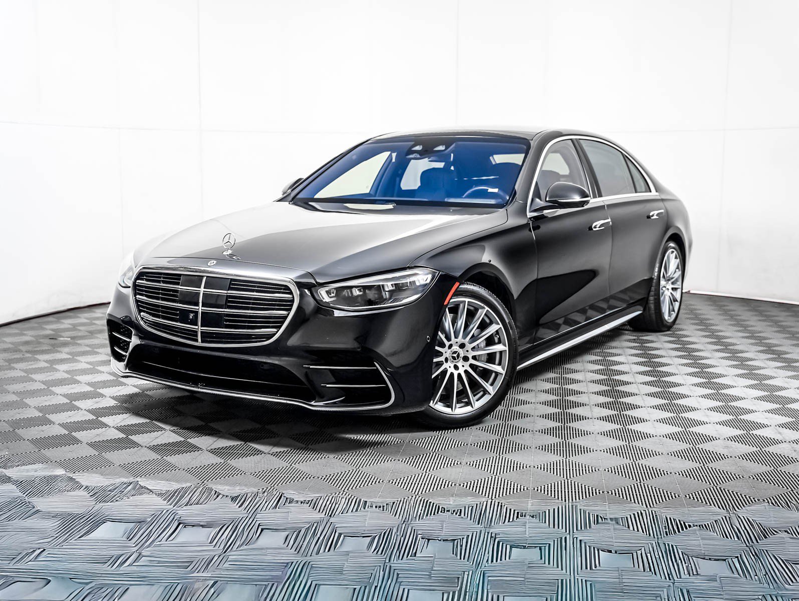 2022 Mercedes-Benz S-Class S 580 4MATIC's photo