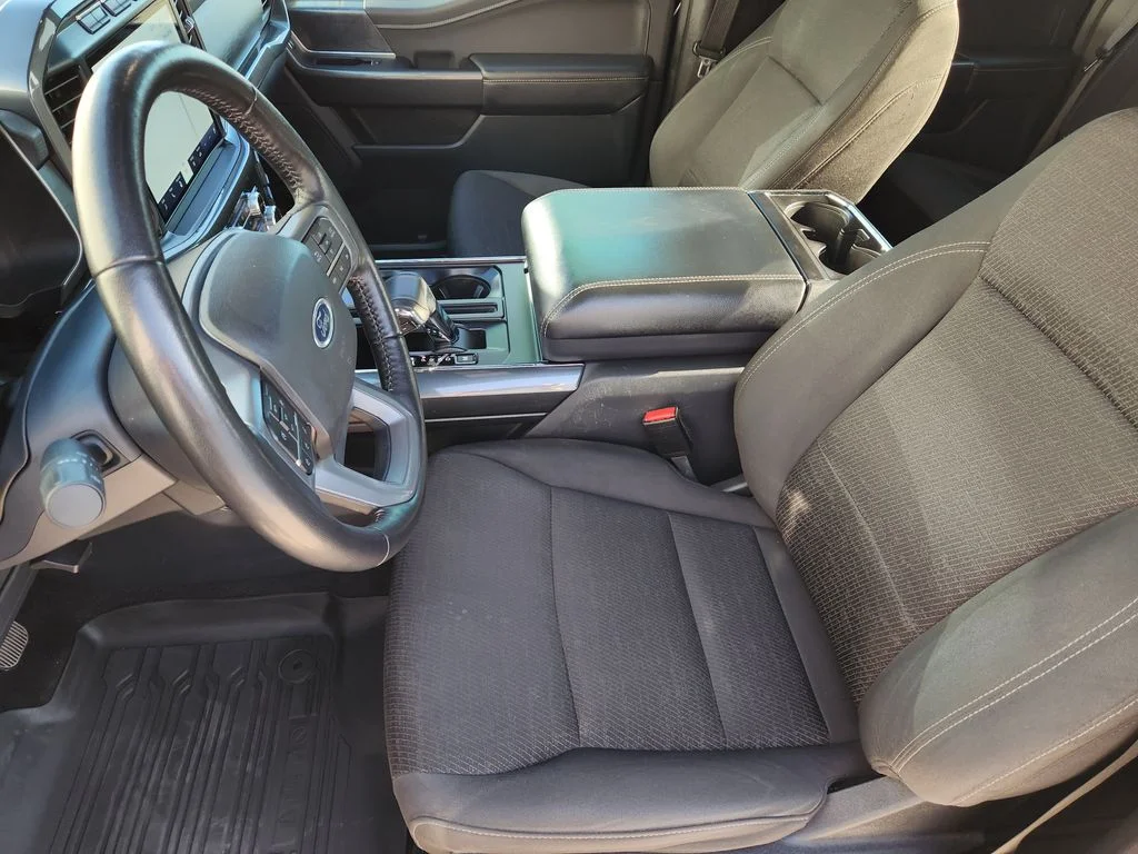 Used 2022 Agate Black Metallic Ford XLT image 16