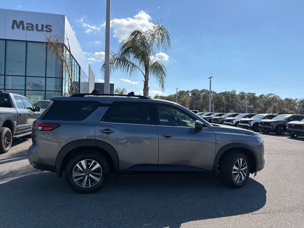 New 2026 Nissan Pathfinder SL 4D Sport Utility