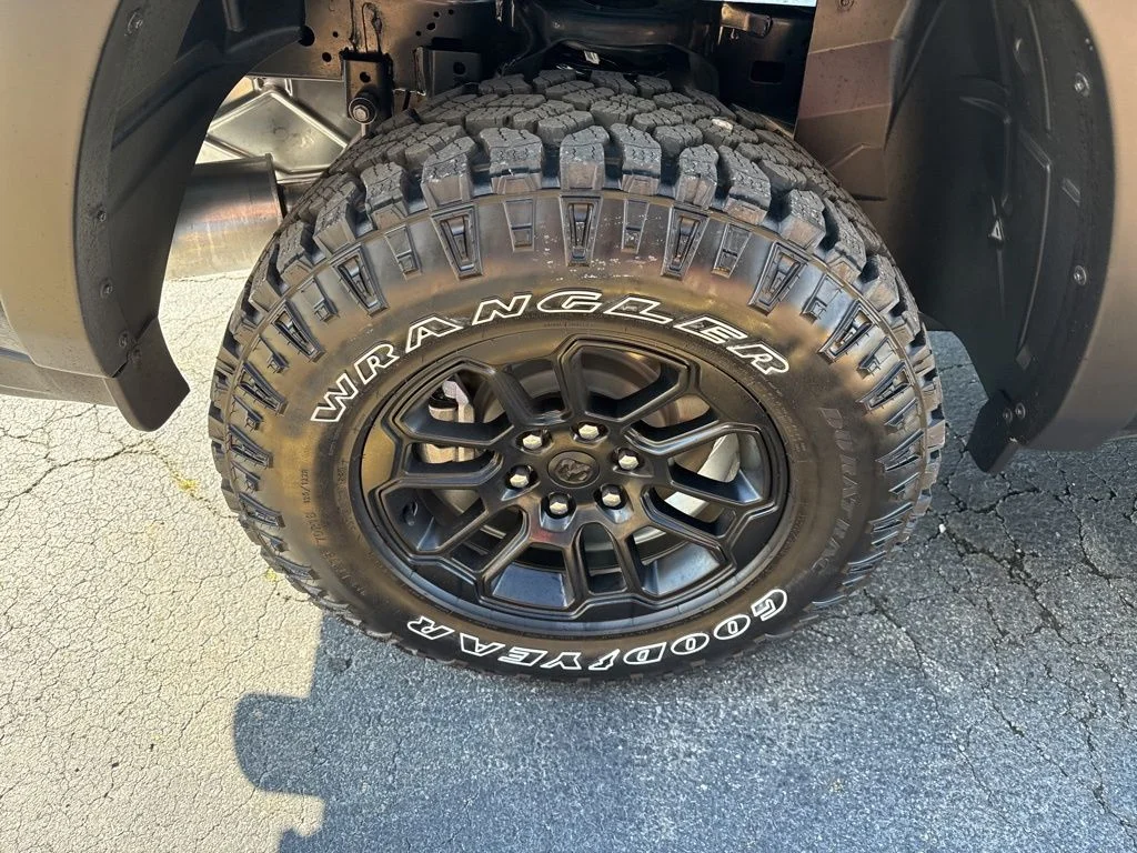 2026 RAM 1500 Rebel - Photo 8