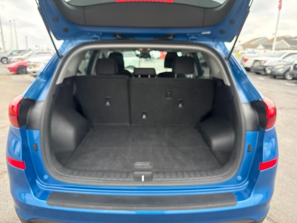 Used 2020 Aqua Blue Hyundai Value image 41