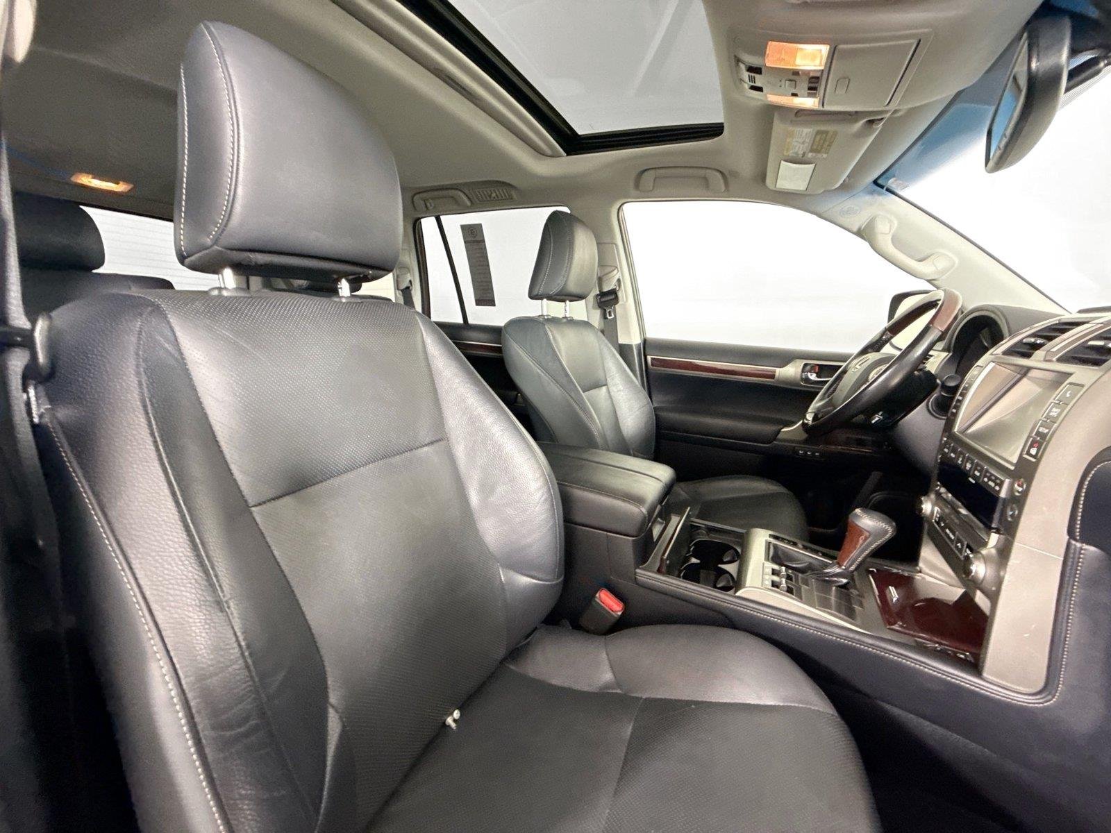 Used 2019 Nebula Gray Pearl Lexus GX 460 Premium image 42