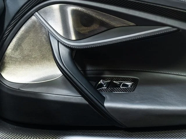 Used 2018 Gray McLaren Base image 38