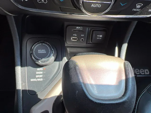 Used 2016 Red Jeep Limited image 23