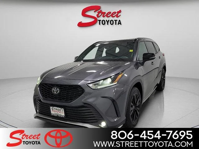 Certified Pre-Owned 2025 Toyota HIGHLANDER XSE AWD AWD In-Transit