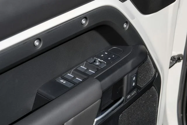 New 2026 Borasco Grey Land Rover X-Dynamic SE image 53