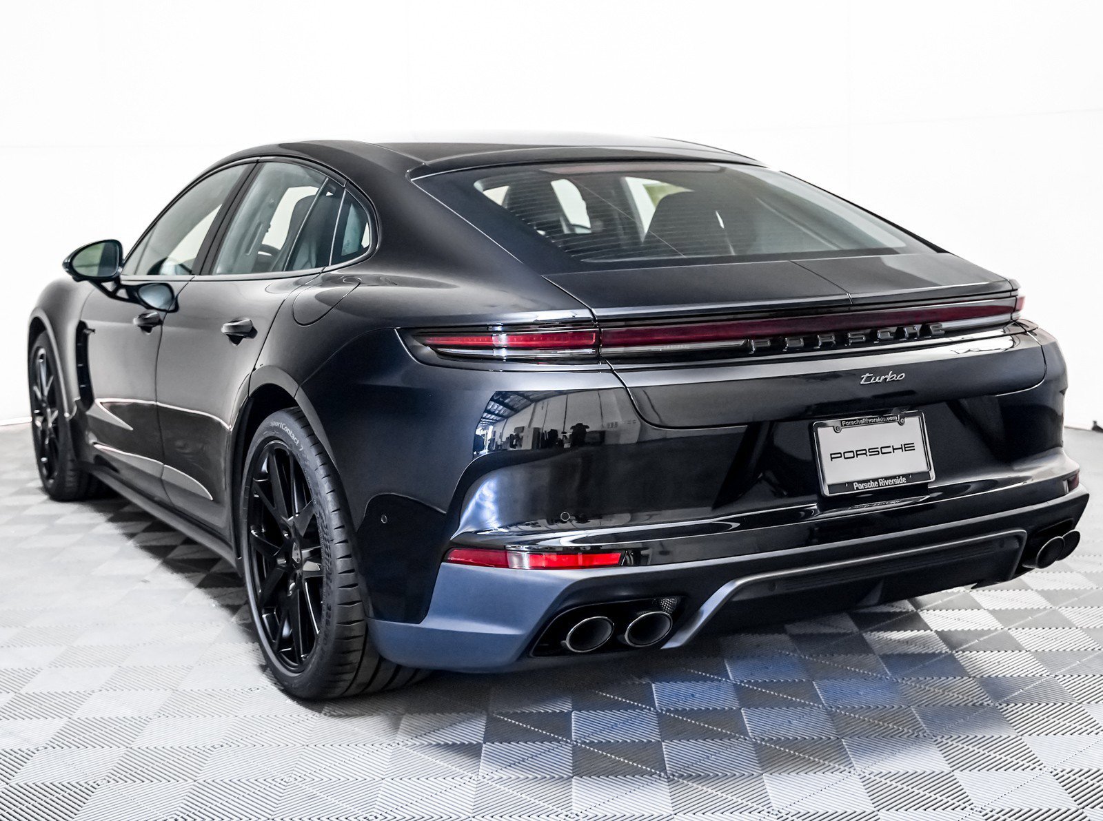 2026 Porsche Panamera Turbo E-Hybrid