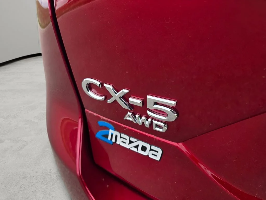 Used 2025 Soul Red Crystal Metallic Mazda 2.5 S Carbon Edition image 28