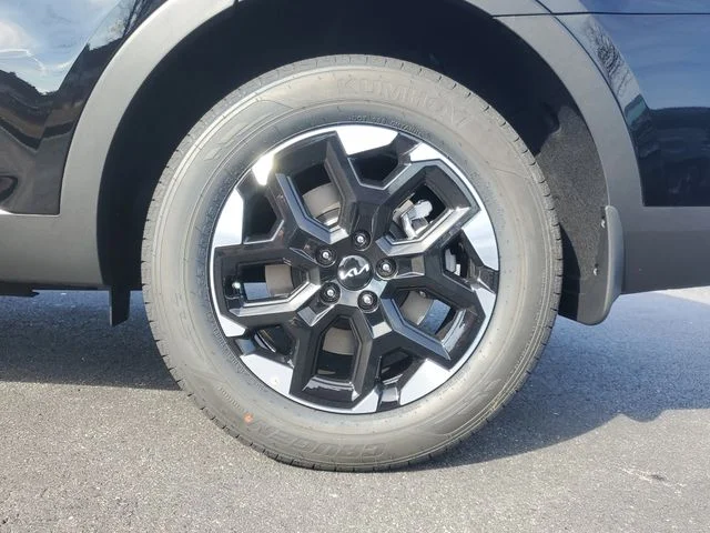New 2026 Ebony Black Kia S image 7