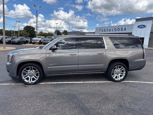 Used 2019 Gray GMC Denali image 5