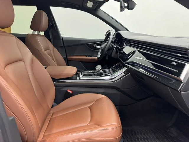 Used 2020 Glacier White Metallic Audi 55 Premium image 18