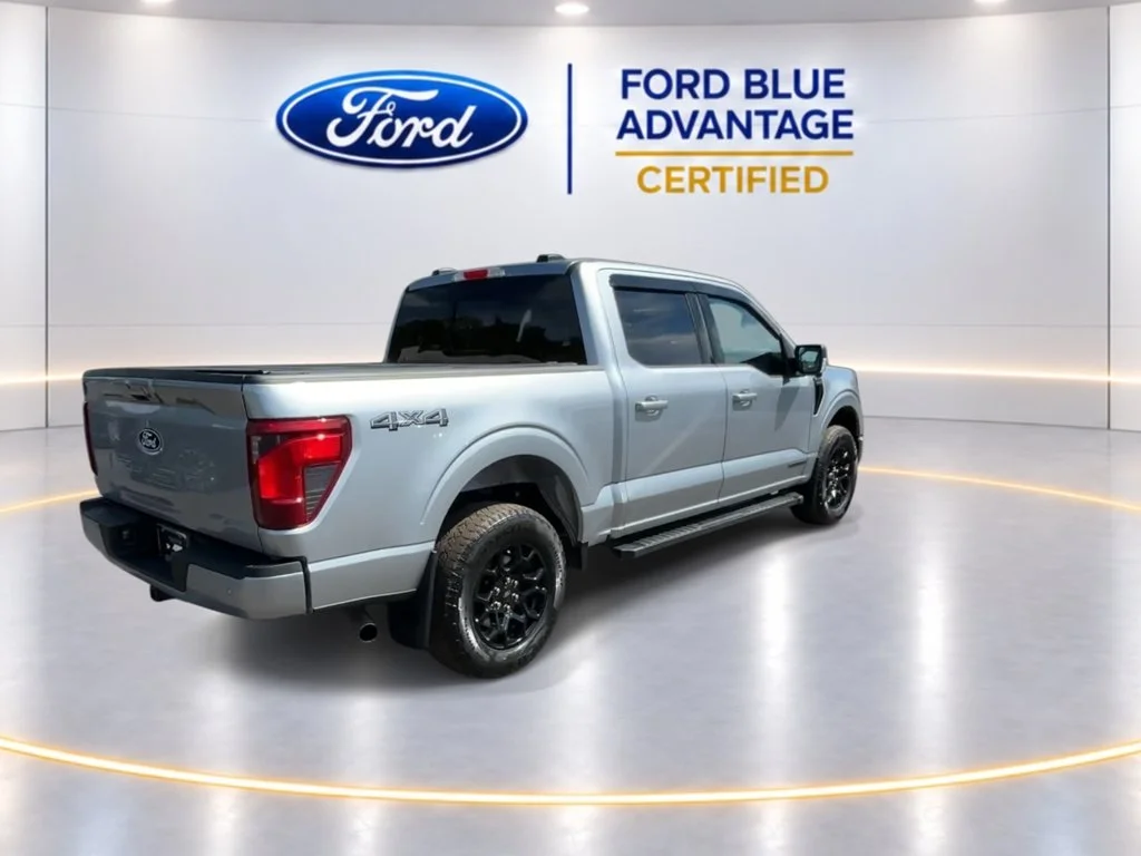 Certified Used 2024 Iconic Silver Metallic Ford XLT image 9