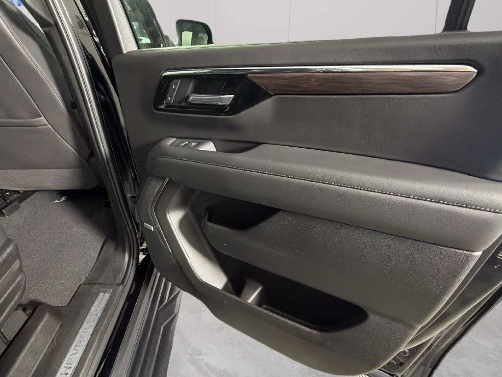 Used 2026 Black Chevrolet LT image 36