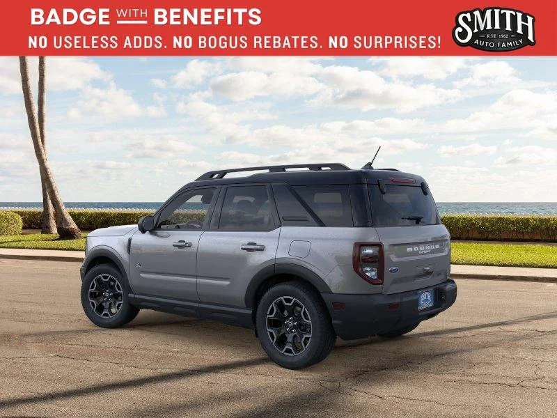 New 2025 Carbonized Gray Metallic Ford Outer Banks® image 5
