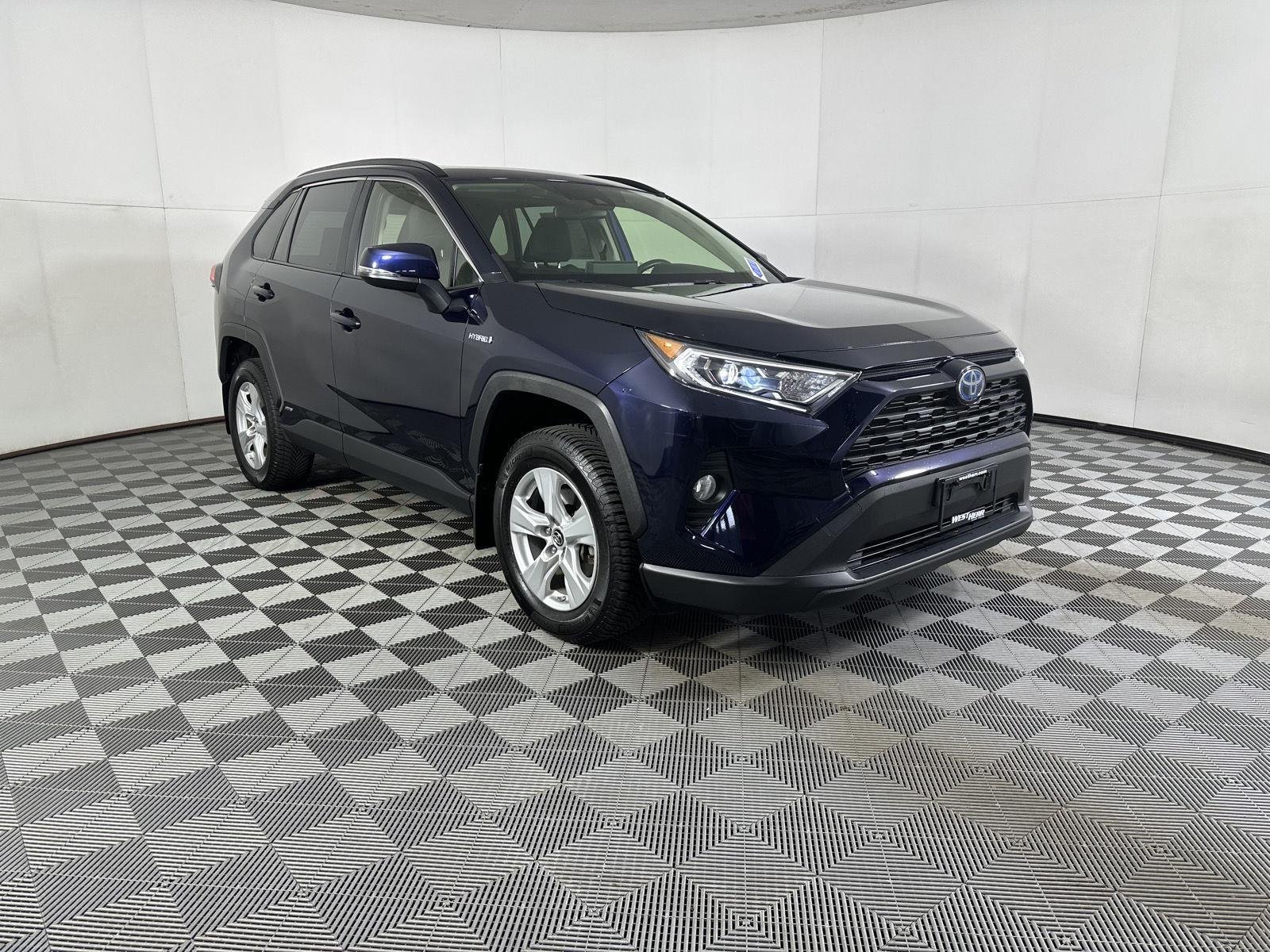 Used 2019 Blueprint Toyota XLE image 17