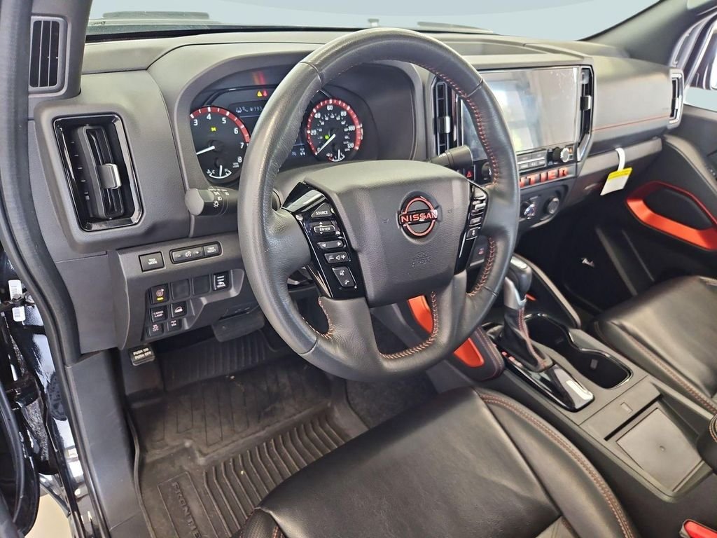 2025 Nissan Frontier PRO-4X - Photo 13