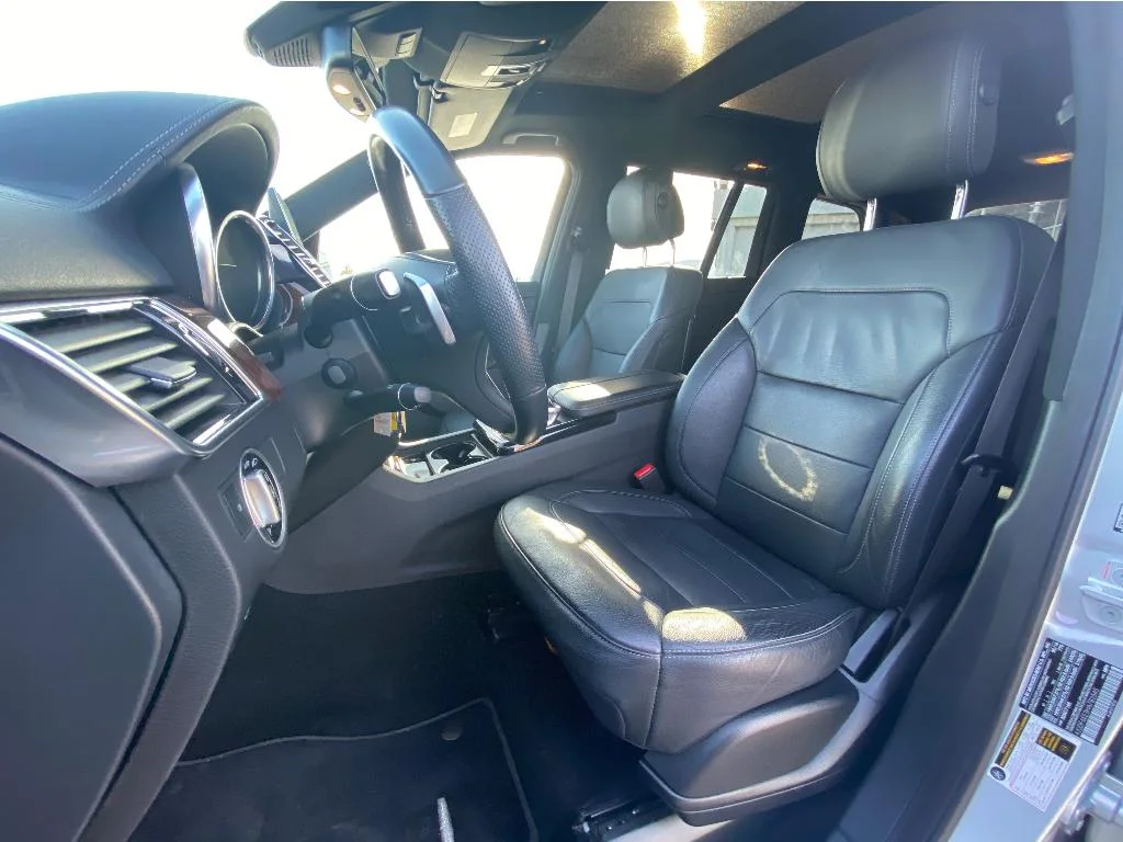 Used 2017 Silver Mercedes-Benz GLS 450 image 5
