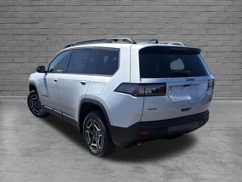 New 2026 Silver Zynith Clear-Coat Exterior Paint Jeep Limited image 5