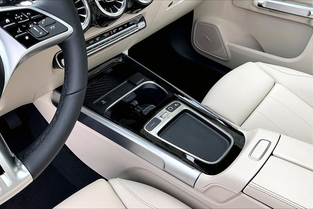 New 2026 Night Black Mercedes-Benz GLB 250 image 22
