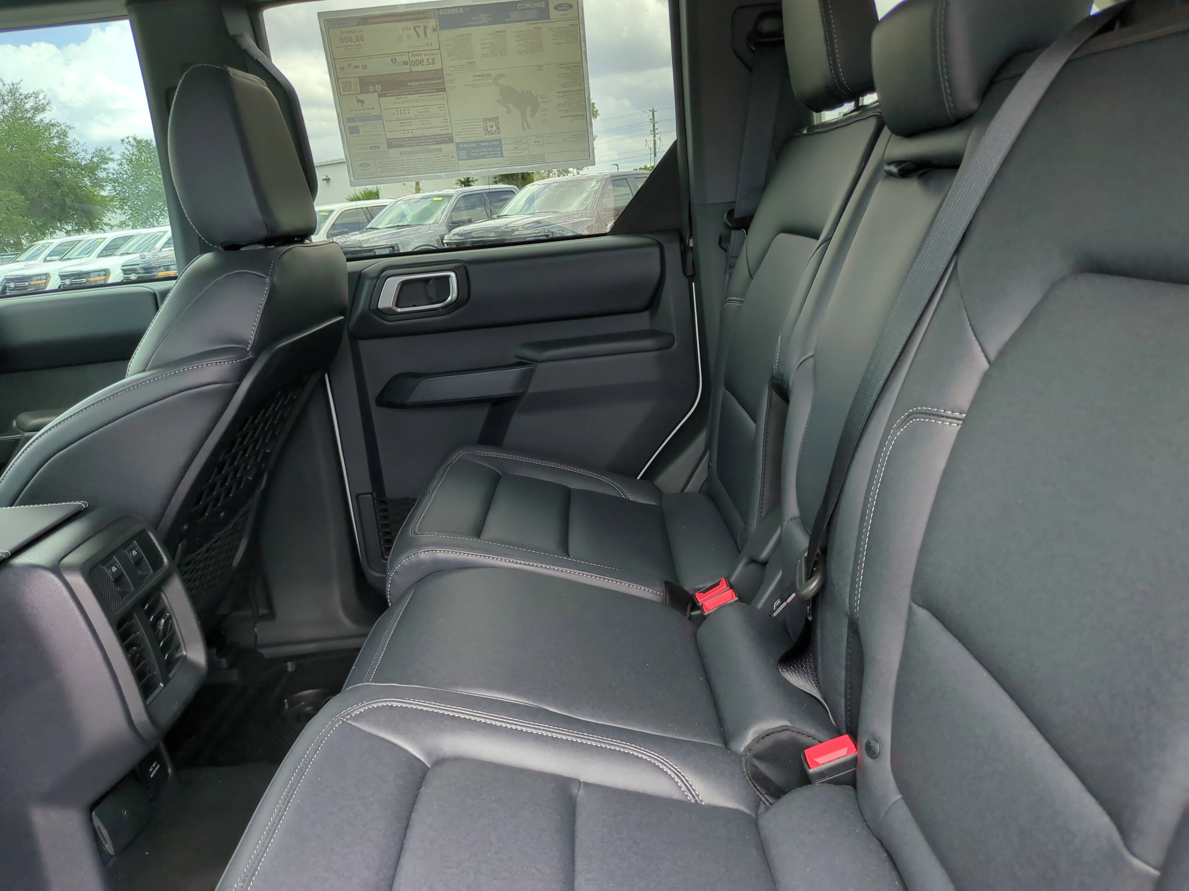 New 2026 Oxford White Ford Badlands® image 16