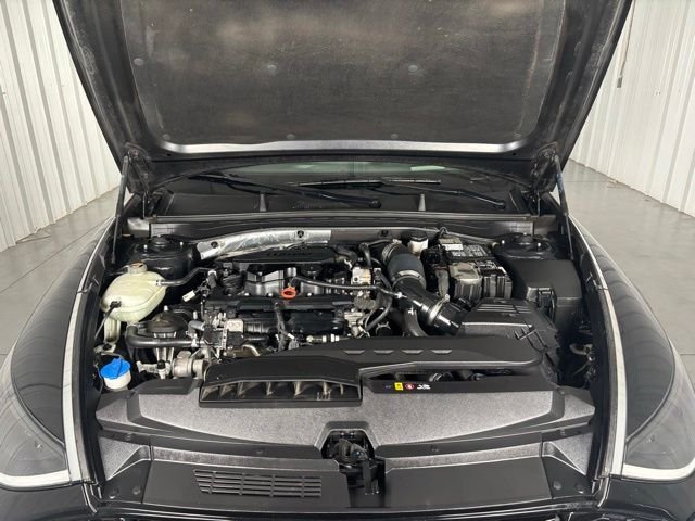 Used 2020 Black Hyundai Limited image 30