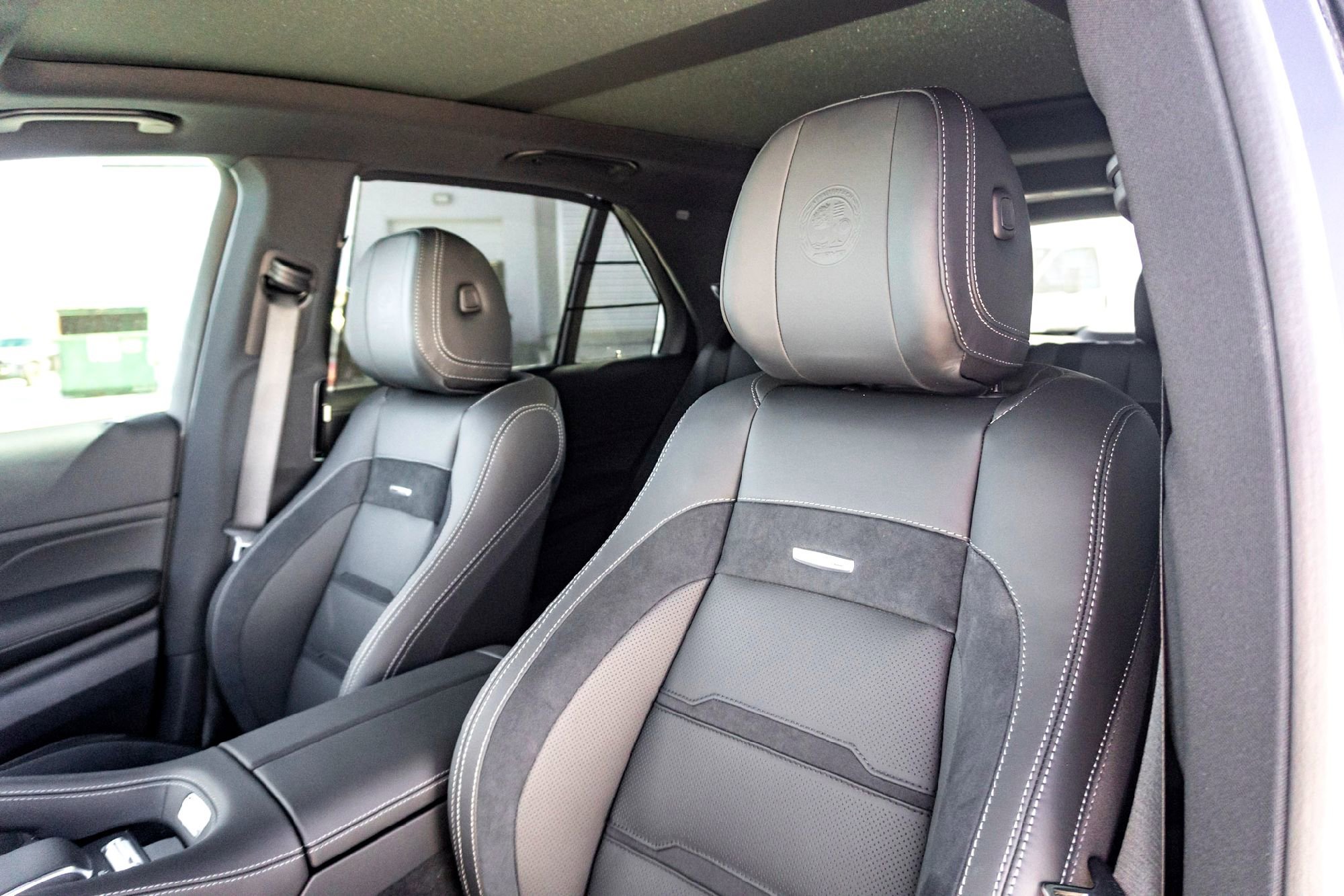 New 2026 Twilight Blue Metallic Mercedes-Benz AMG® GLE 53 4MATIC+ SUV image 32