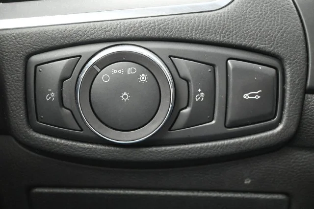 Used 2018 Ingot Silver Ford Titanium image 25