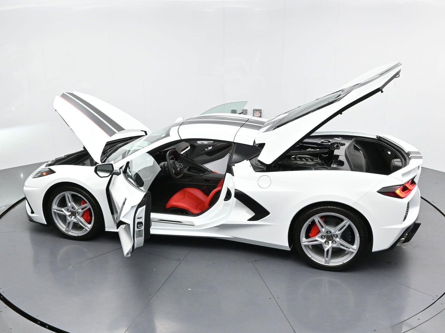 Used 2024 Arctic White Chevrolet 1LT image 36