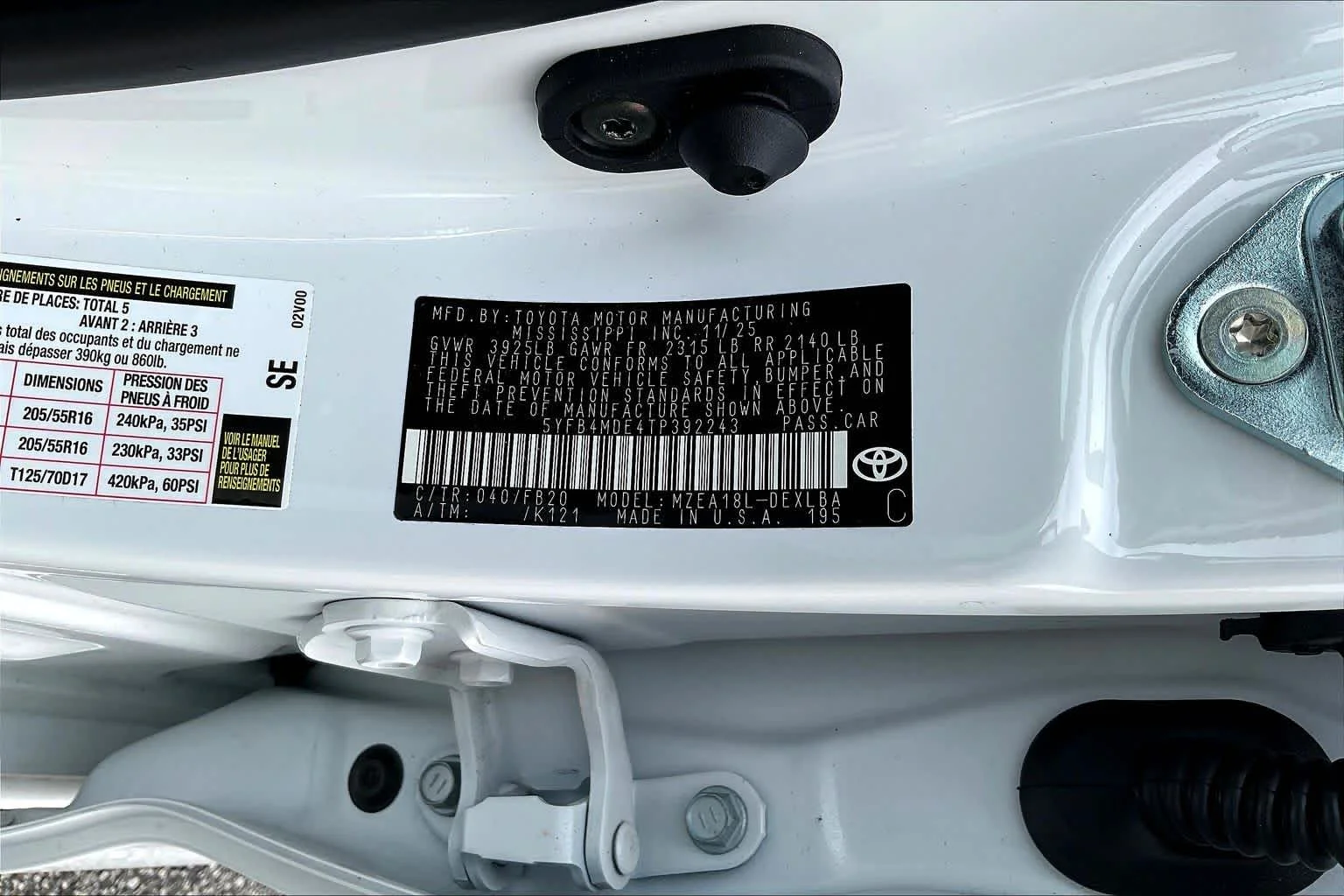 Used 2026 Ice Cap Toyota LE image 33