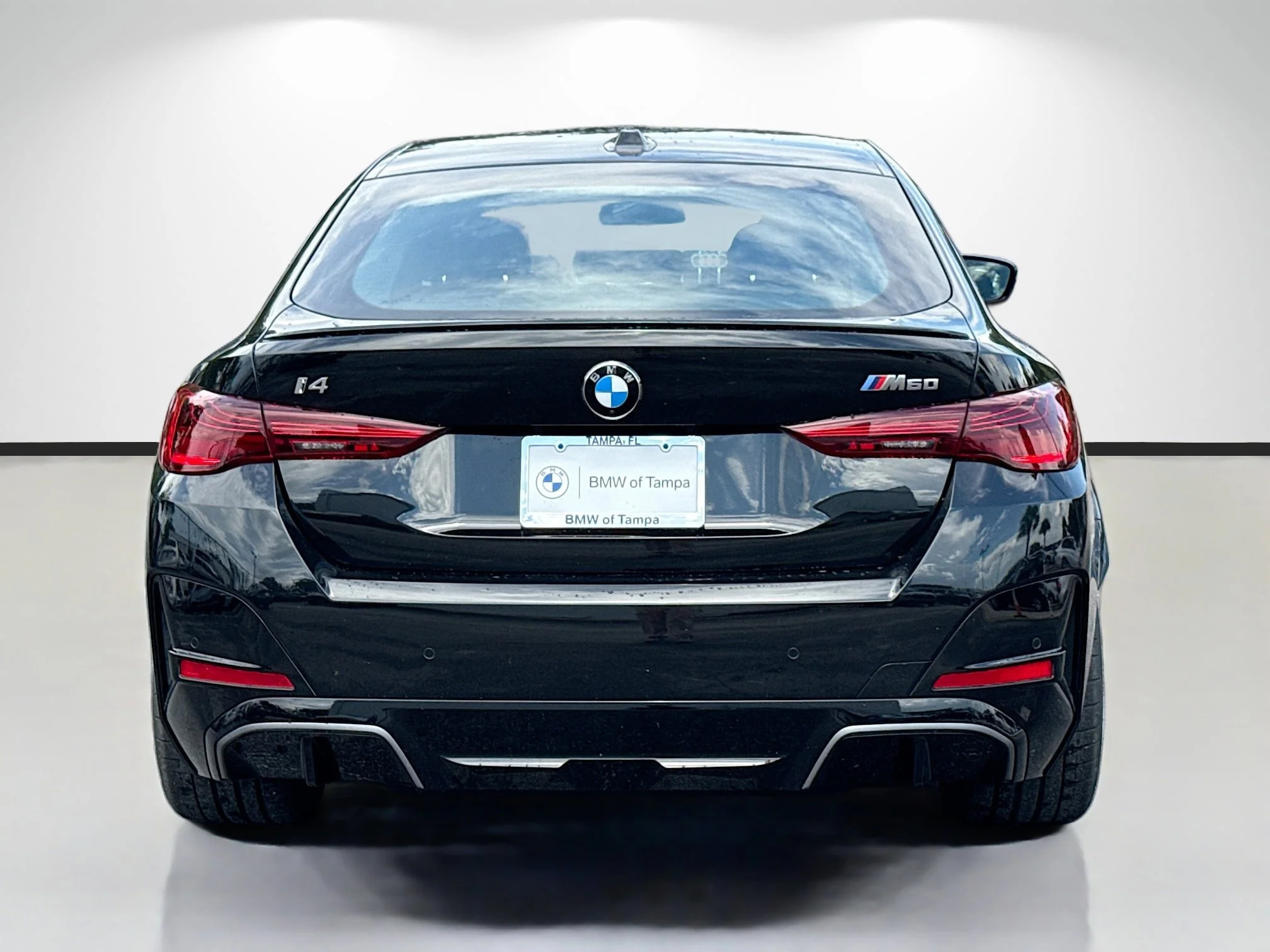 New 2026 Black Sapphire Metallic BMW M60 image 4
