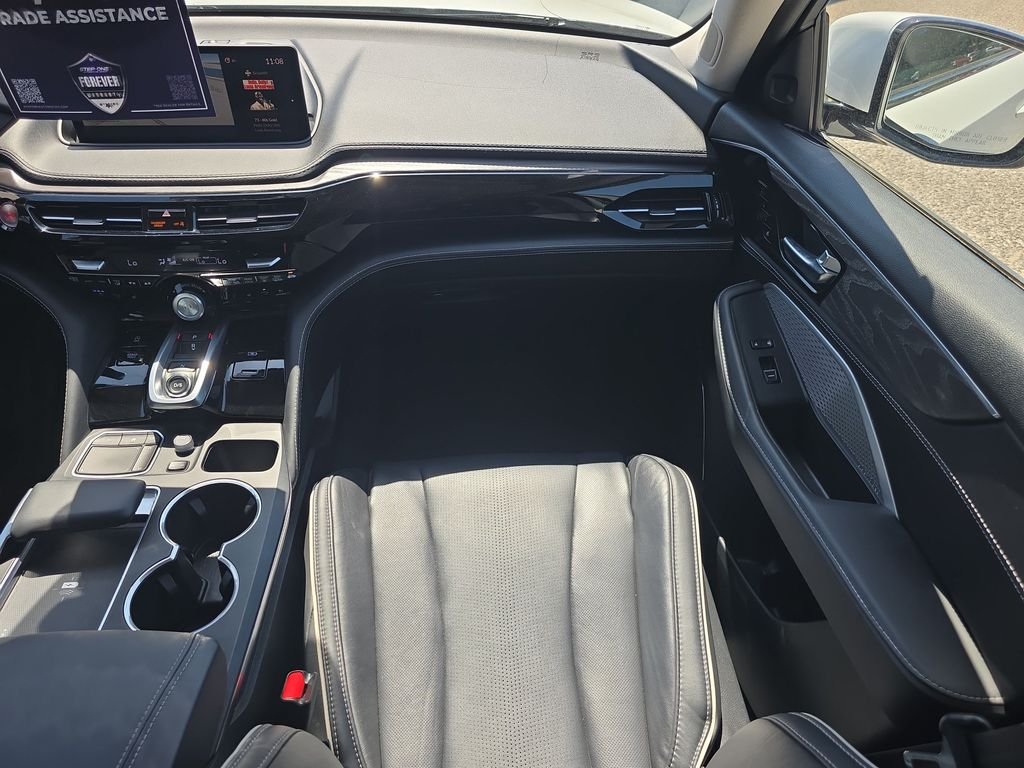 Used 2023  Acura Advance image 15