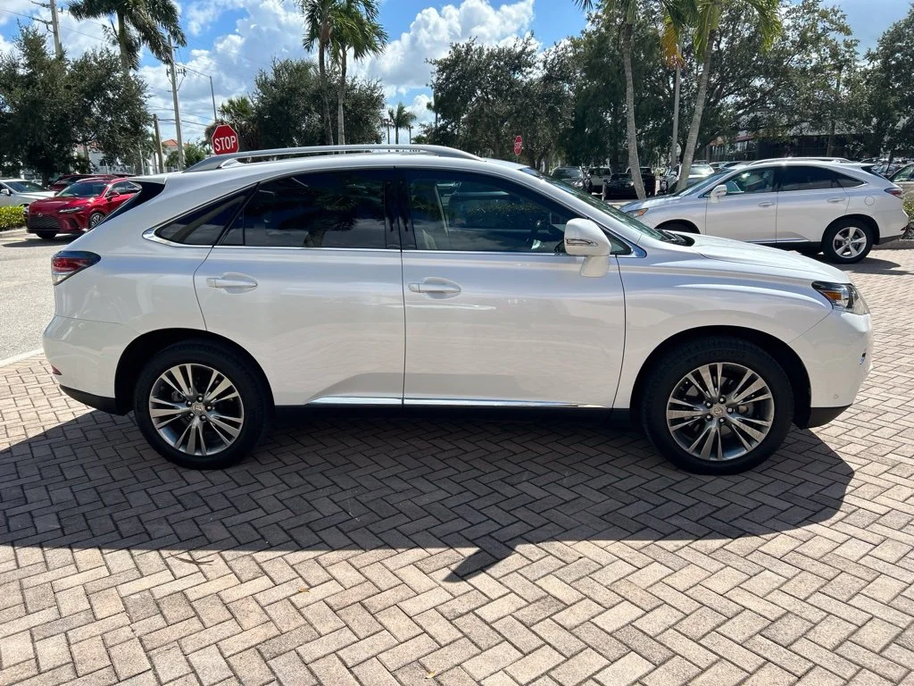 Used 2013 White Lexus 350 image 2