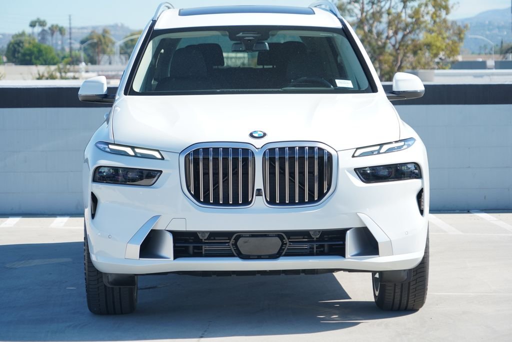 New 2027 Alpine White BMW xDrive40i image 2