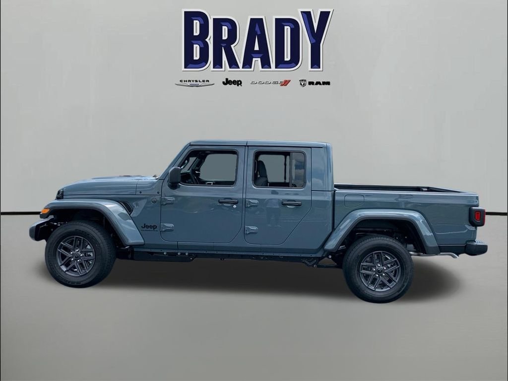 New 2026 Anvil Clear-Coat Exterior Paint Jeep Sport S image 4