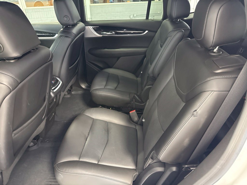 Used 2022 White Cadillac Premium Luxury image 19
