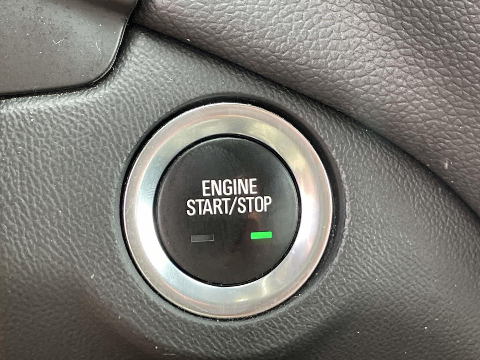 Used 2022 Summit White Chevrolet LT image 34