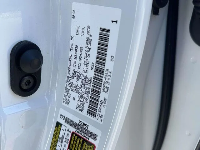 2024 Toyota Tundra Limited - Photo 30
