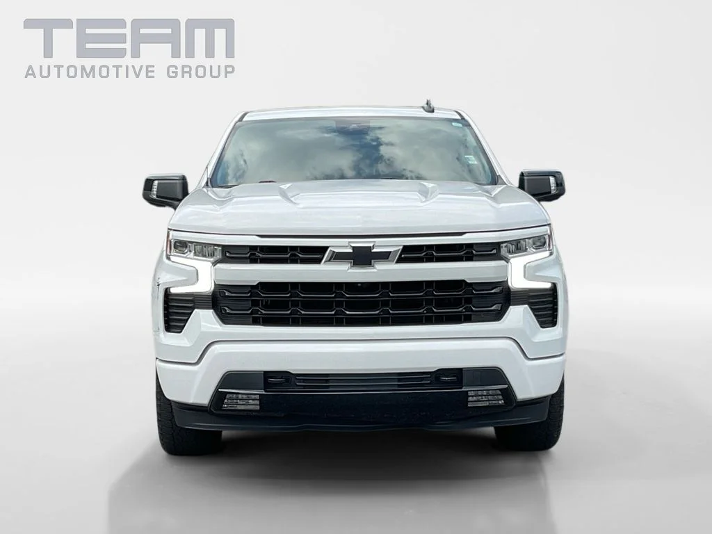Used 2023 White Chevrolet RST image 2